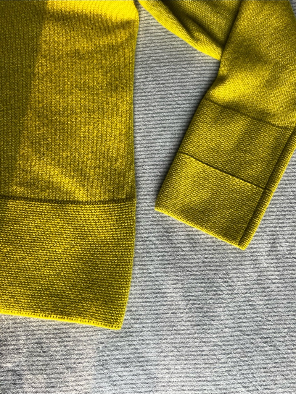 Everlane 100% cashmere chartreuse sweater - Picture 3 of 5